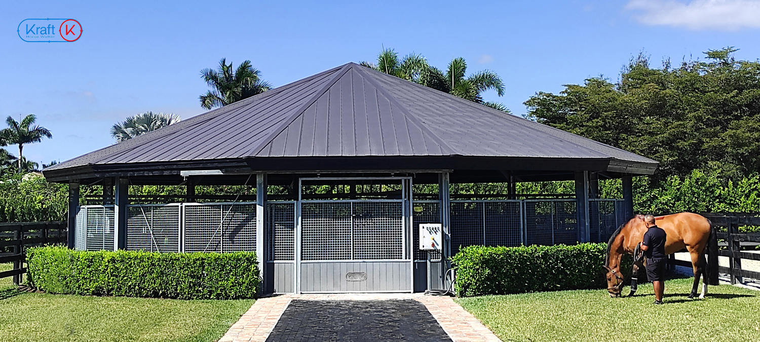 Ground-Standing Walker with Metal Roof and Wellington Fence. Ground-Standing Walker with Metal Roof and Wellington Fence.